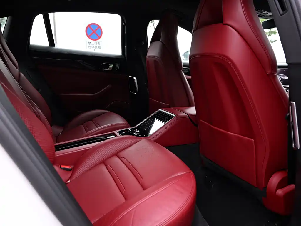 Porsche Panamera 2019 — фото 14