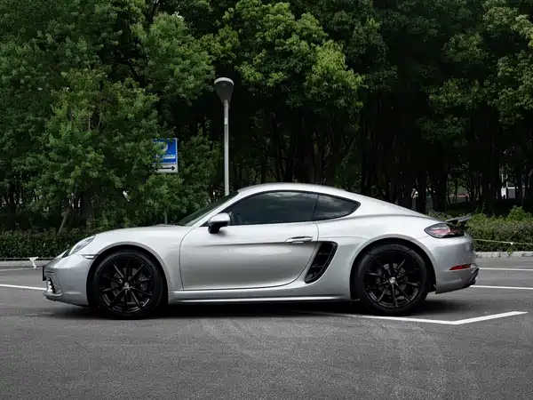 Porsche 718 2021