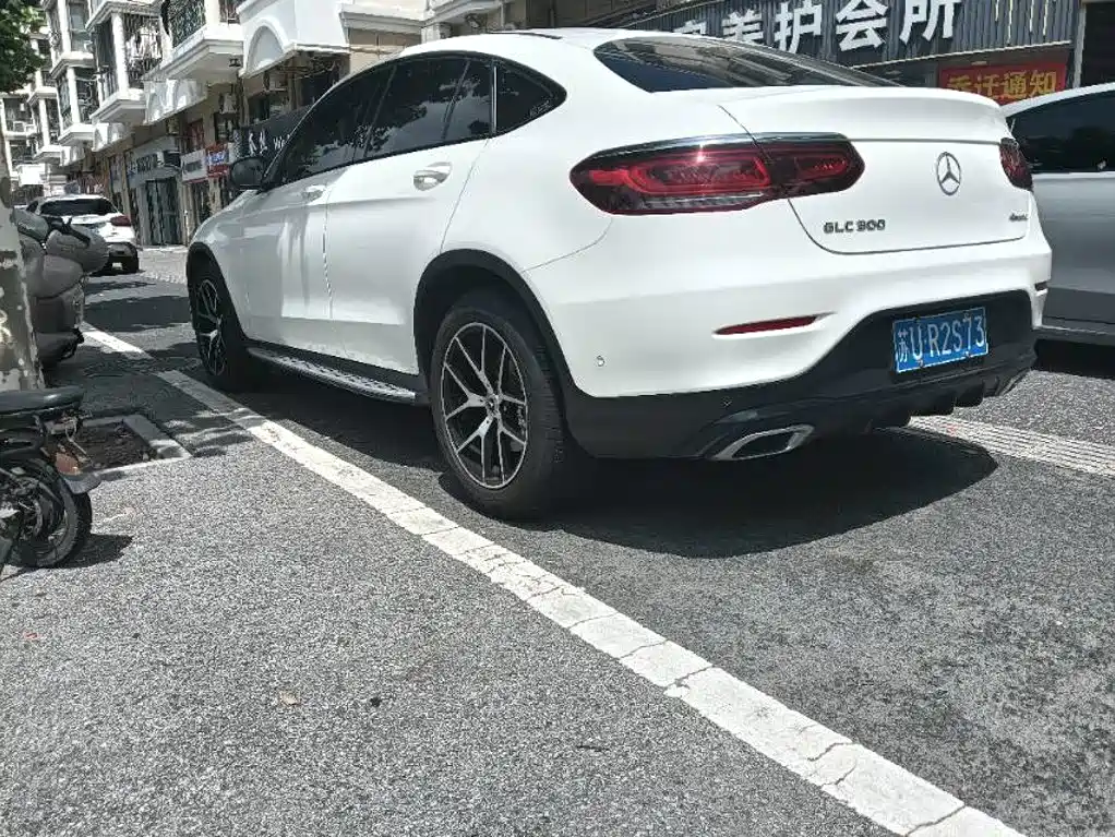 Mercedes-Benz GLC Coupe 2021