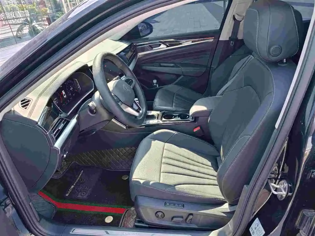 Volkswagen Passat 2025