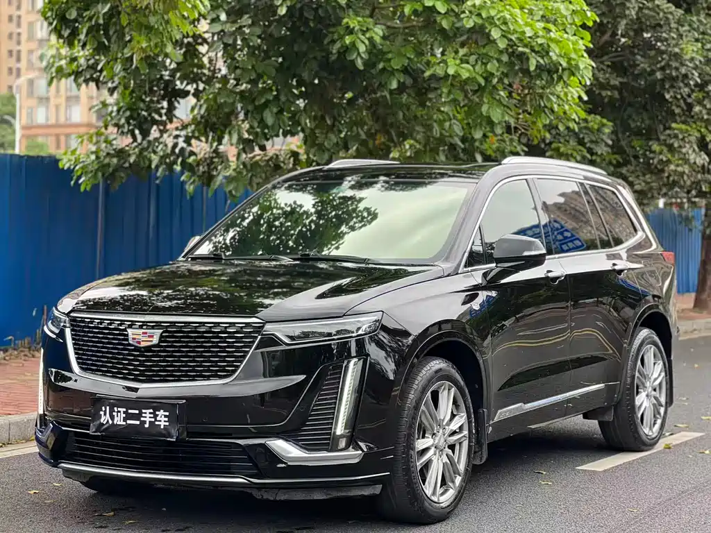 Cadillac XT6 2021 — фото 1