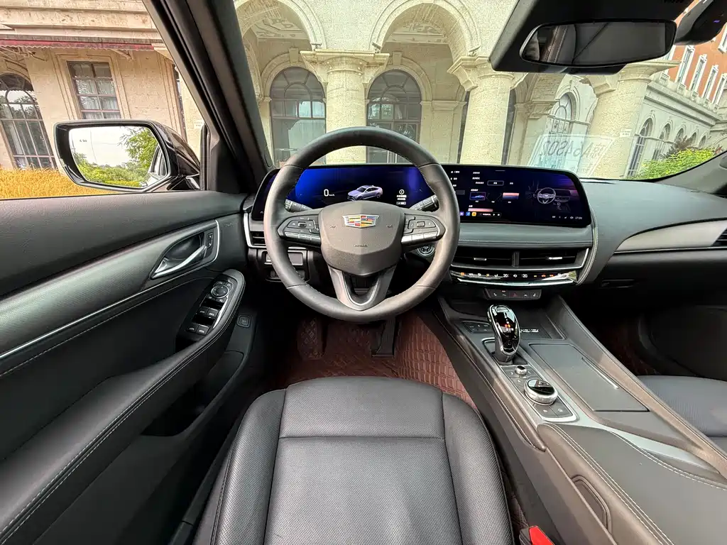 Cadillac CT5 2024 — фото 16