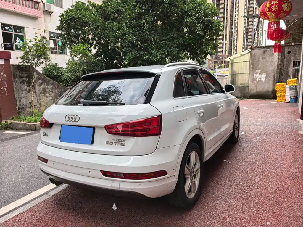Audi Q3 2016