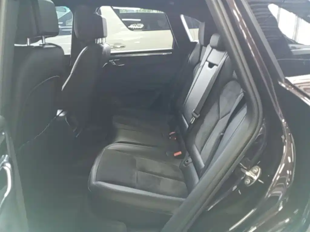 Porsche Macan 2015 — фото 17