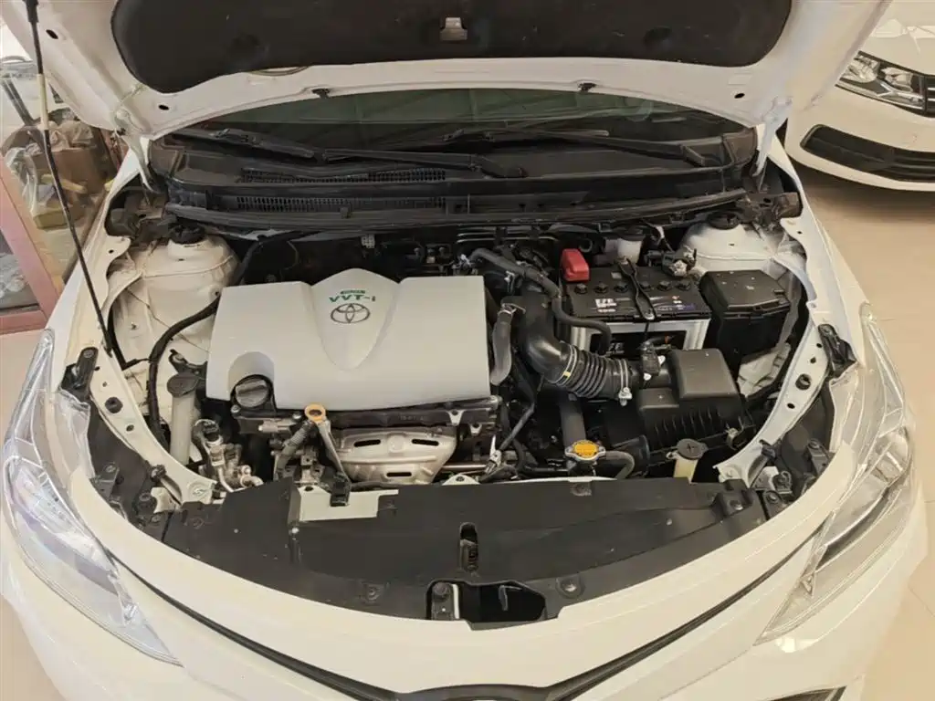 Toyota Vios 2017 — фото 20