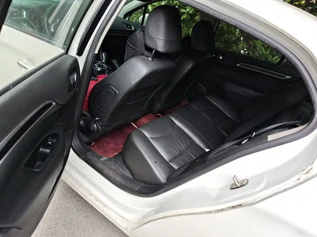 Citroen C4L 2014 — фото 18
