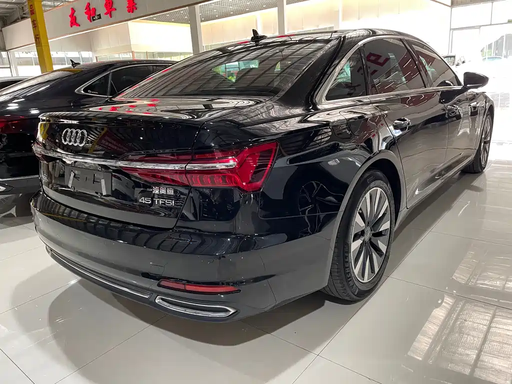 Audi A6L 2021 — фото 4