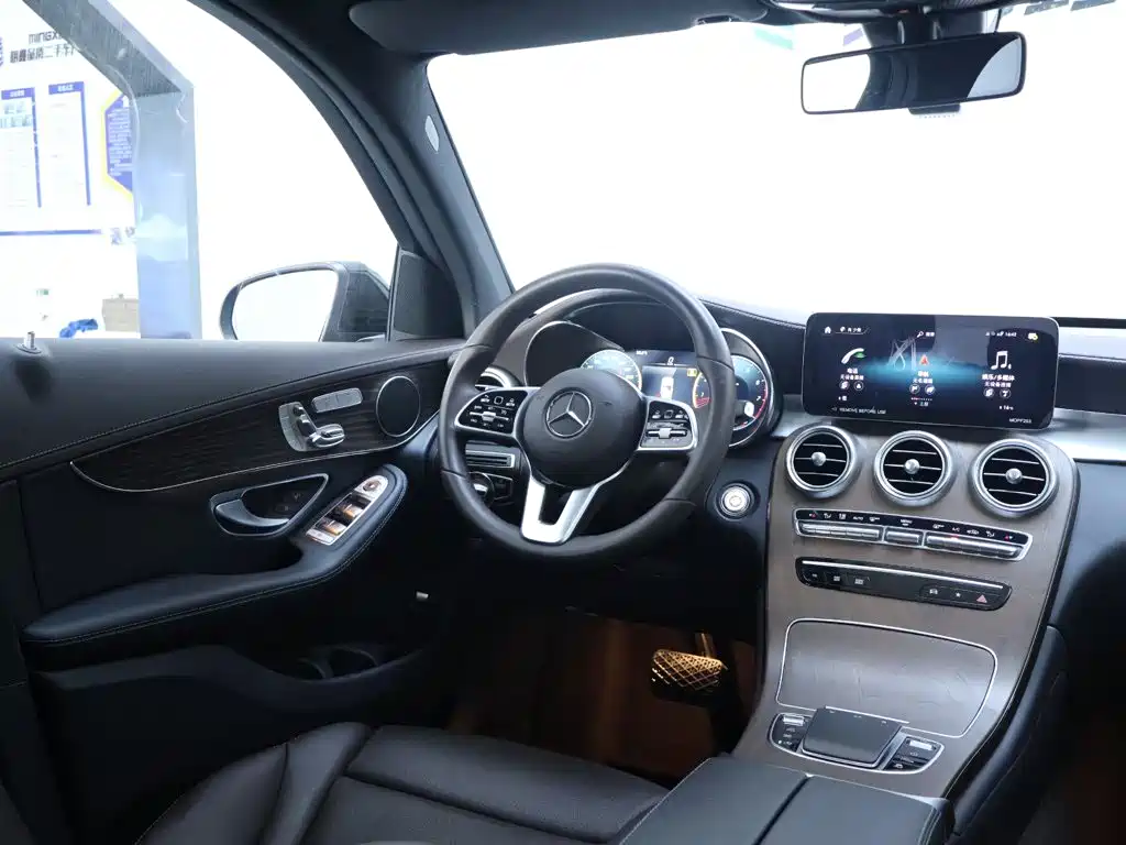 Mercedes-Benz GLC 2023 — фото 14