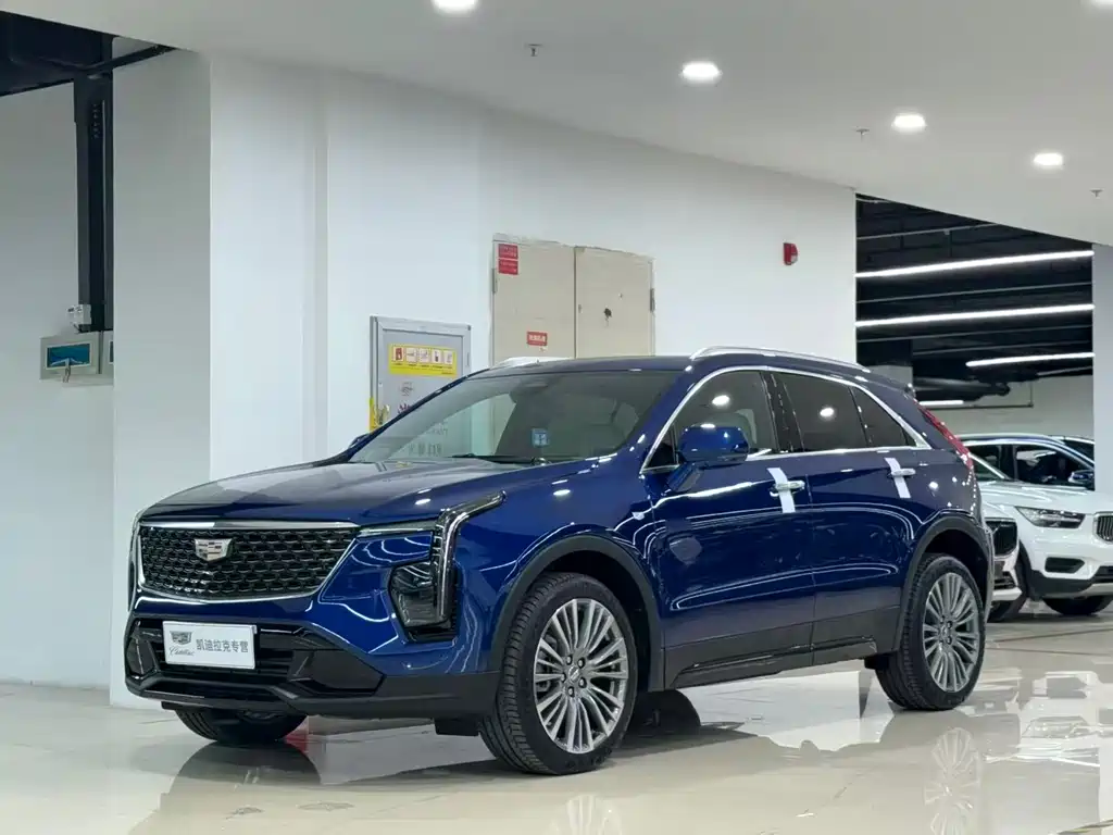Cadillac XT4 2024 — фото 1