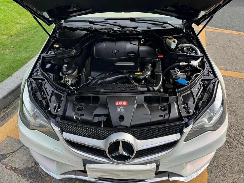 Mercedes-Benz E-Class 2015 — фото 16