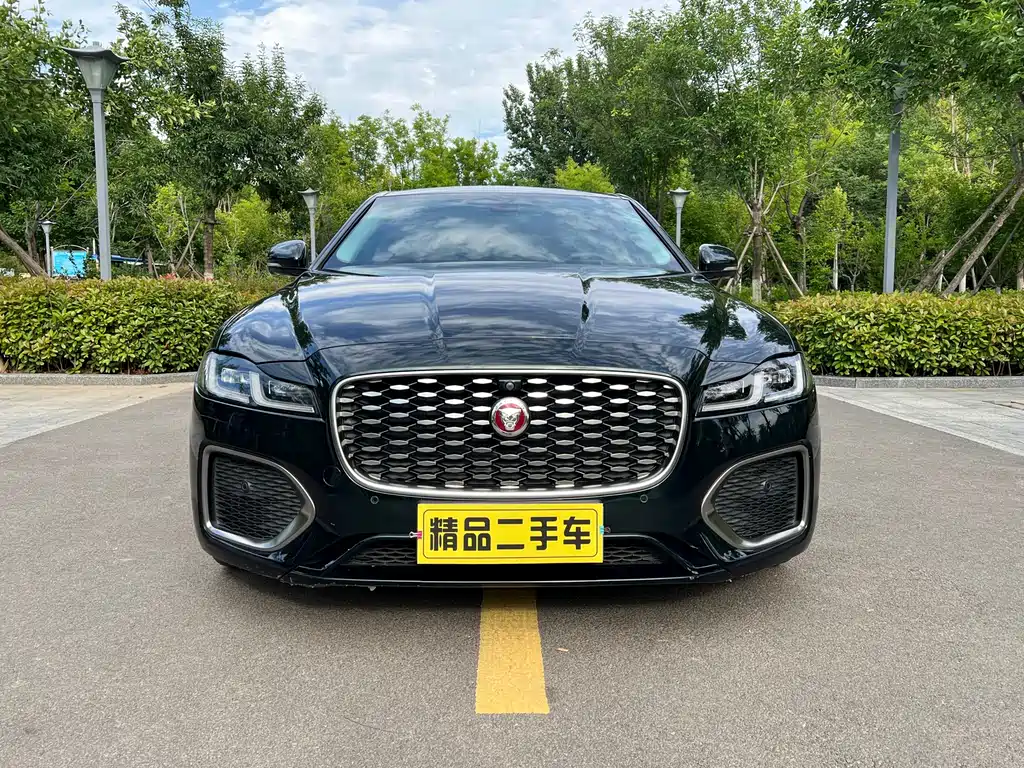 Jaguar XFL 2022 — фото 2