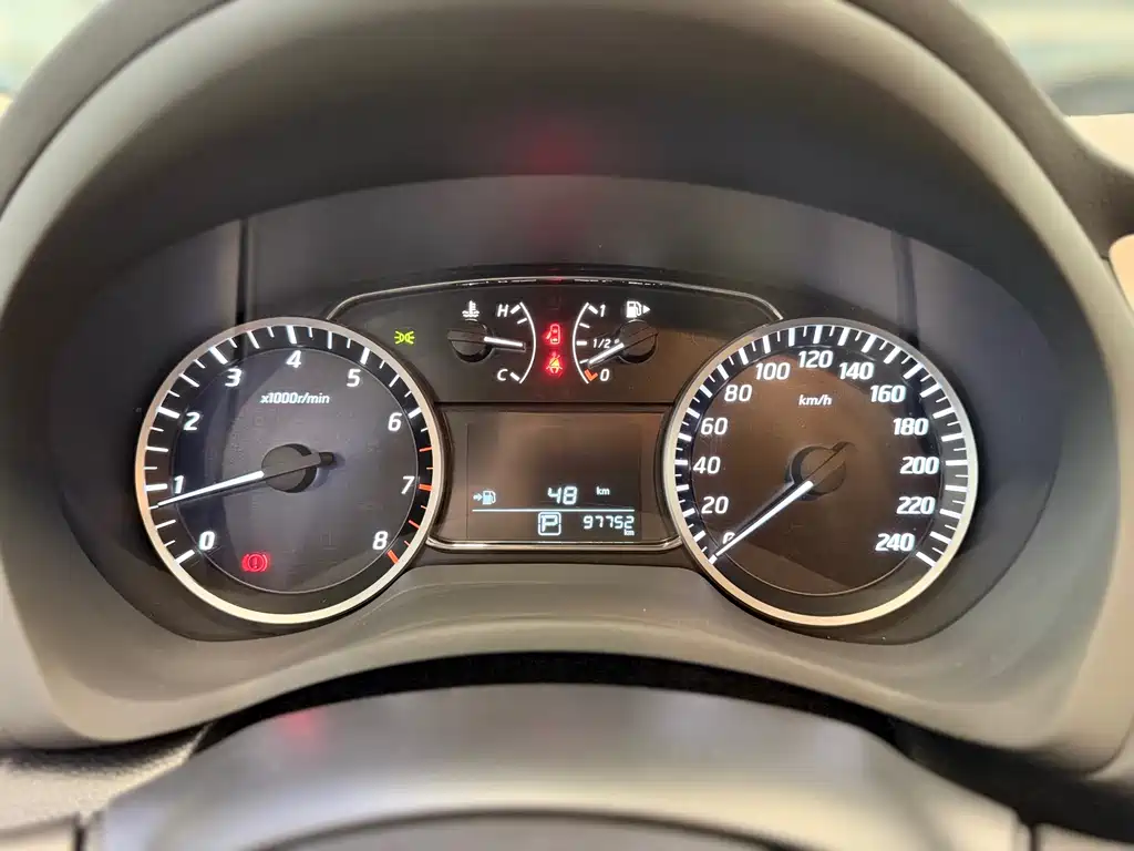 Nissan Sylphy 2020 — фото 17