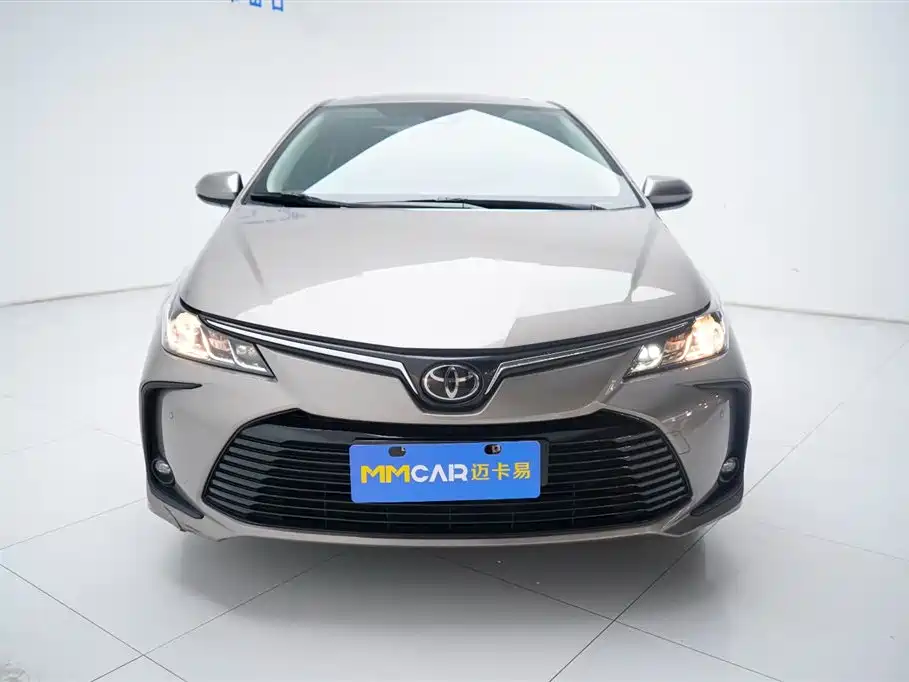 Toyota Corolla 2022 — фото 11