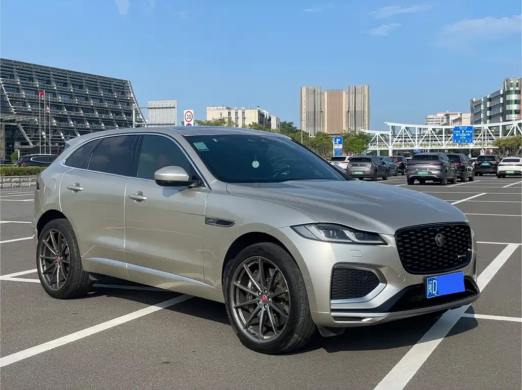 Jaguar F-PACE 2022 — фото 3