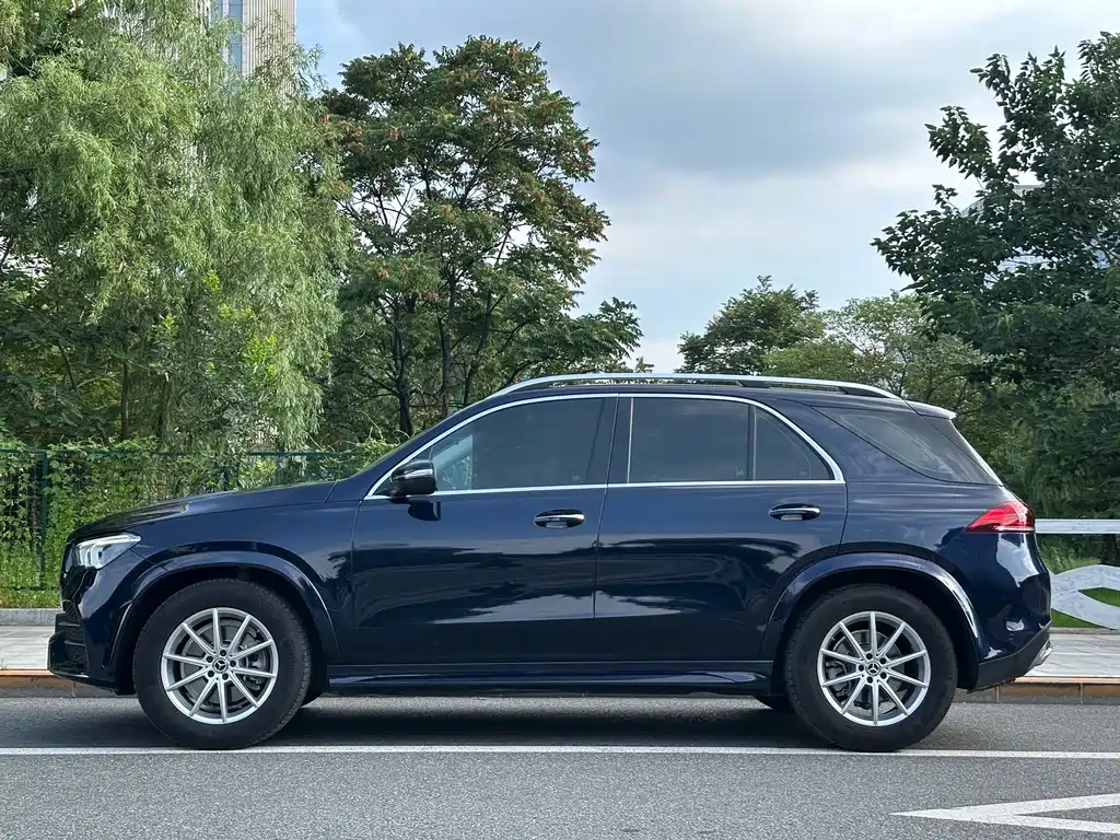Mercedes-Benz GLE 2019 — фото 15