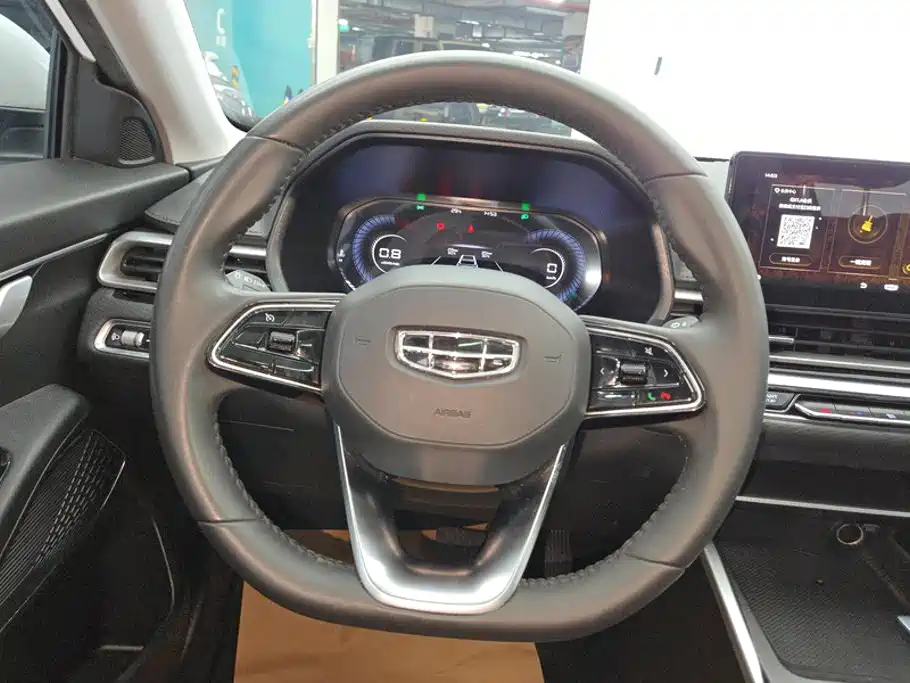 Geely Emgrand 2023 — фото 15