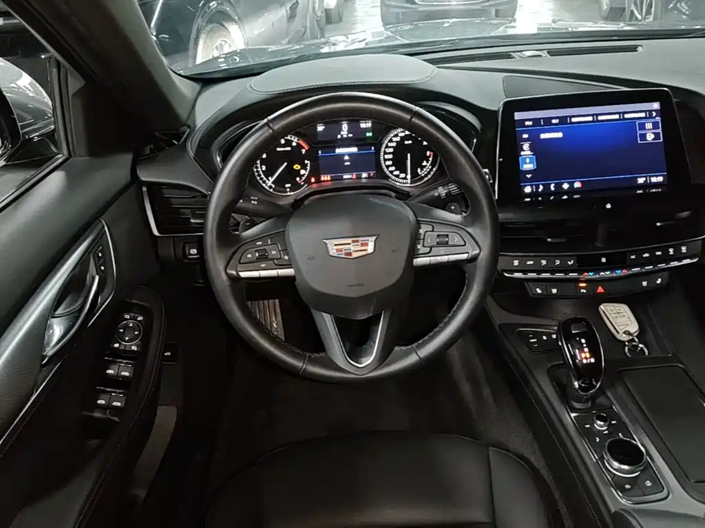 Cadillac CT5 2023 — фото 11