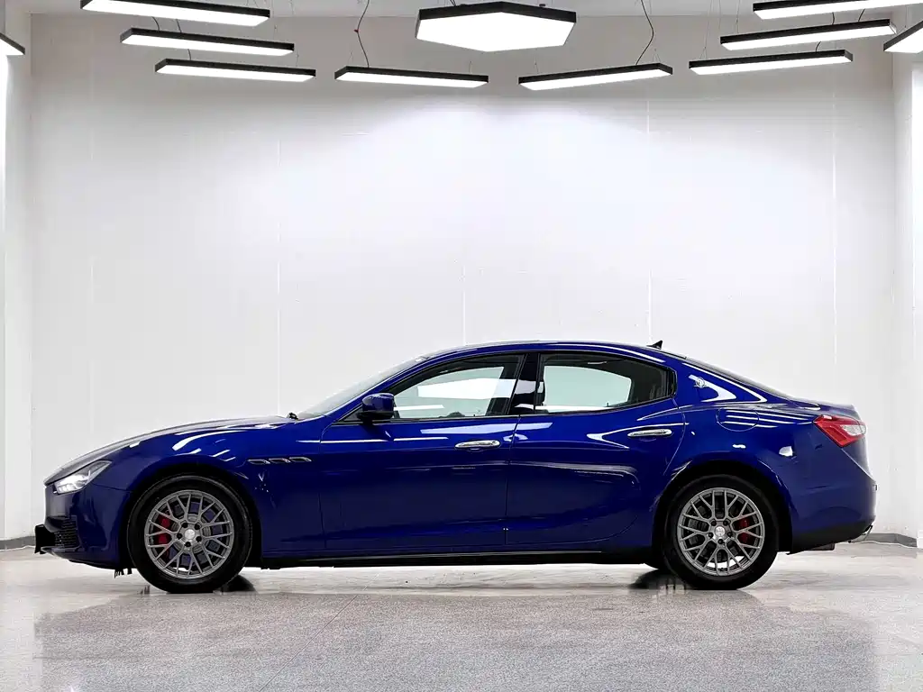Maserati Ghibli 2014 — фото 4