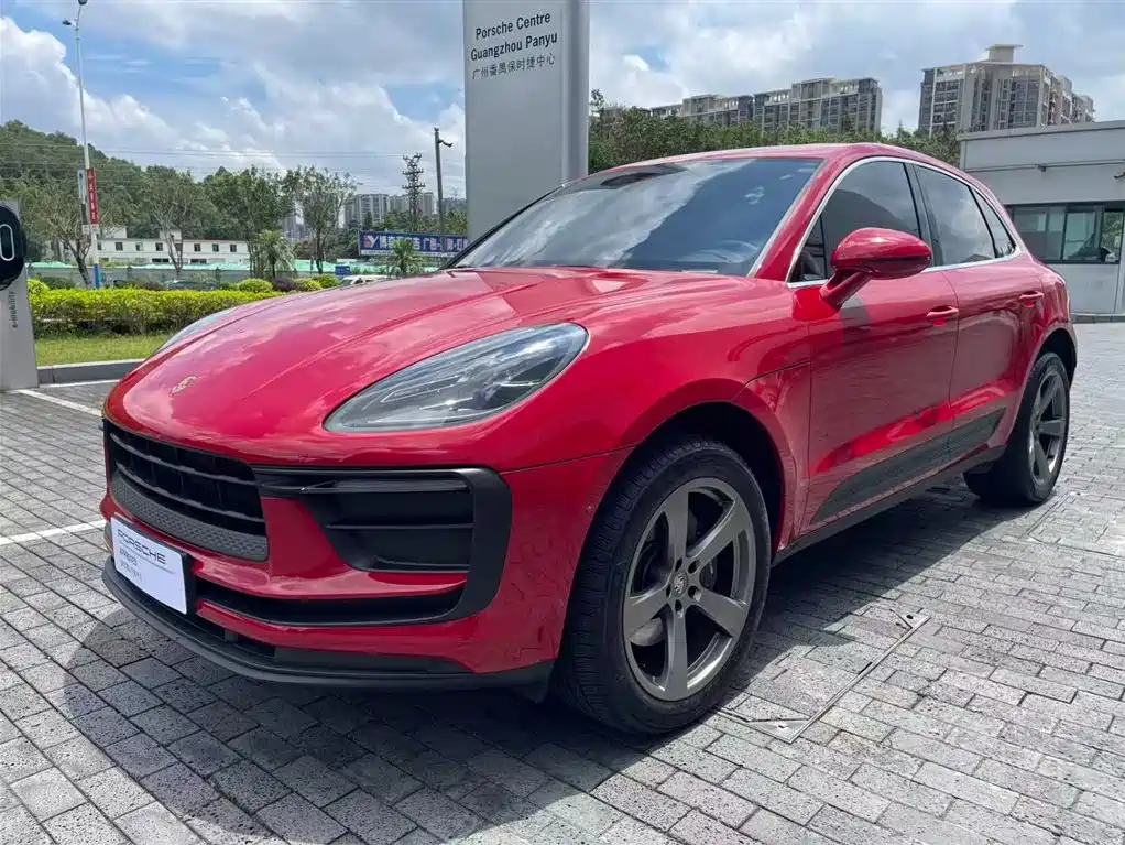 Porsche Macan 2025 — фото 1