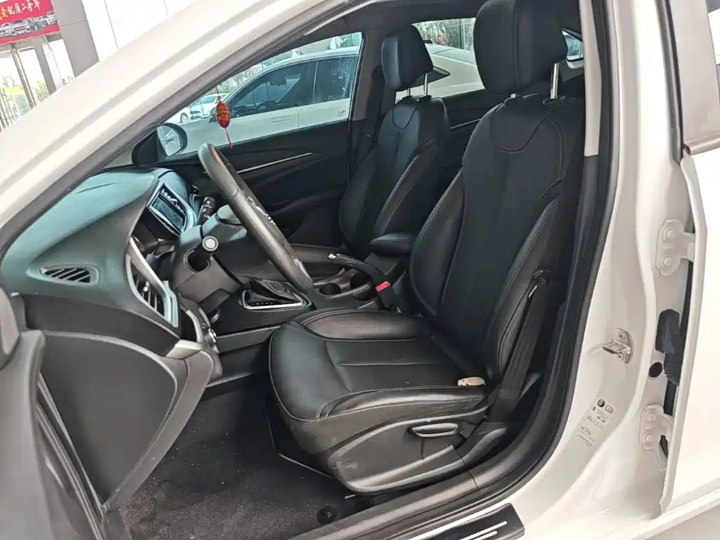 Buick Excelle GT 2021 — фото 15