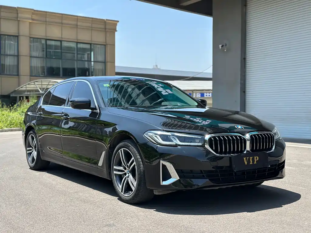 BMW 5 Series 2021