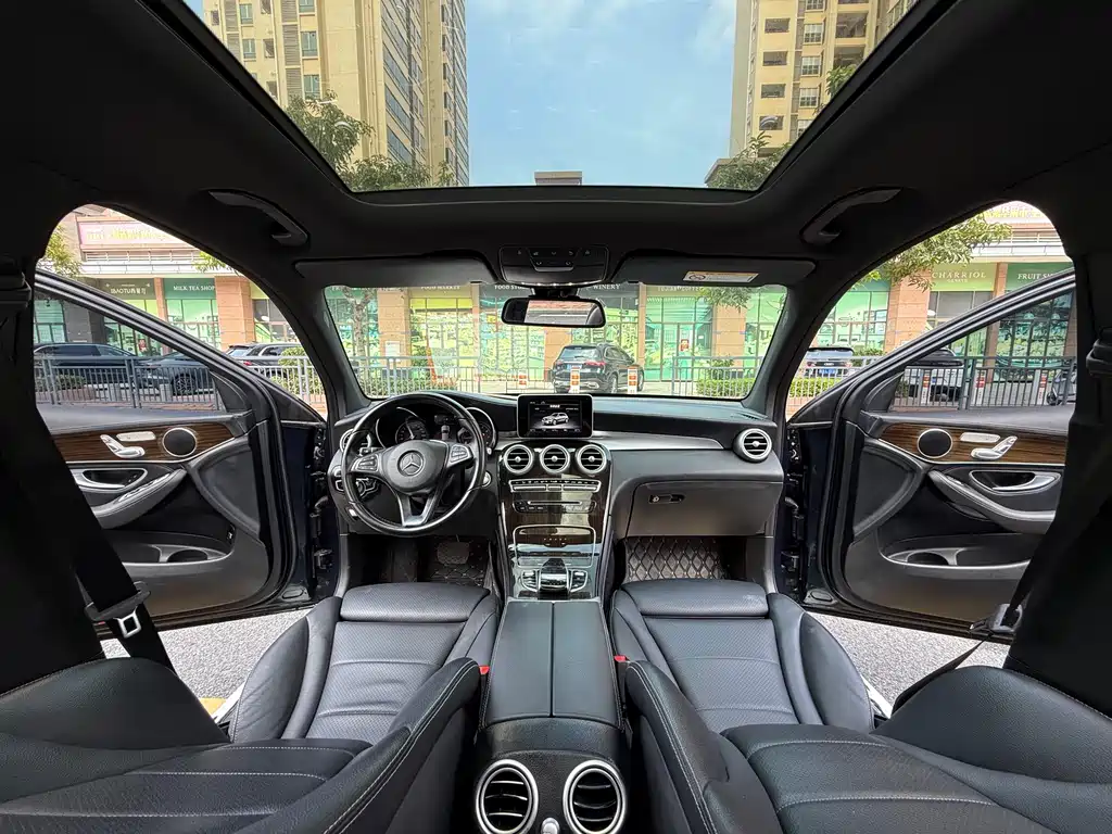 Mercedes-Benz GLC 2019 — фото 25