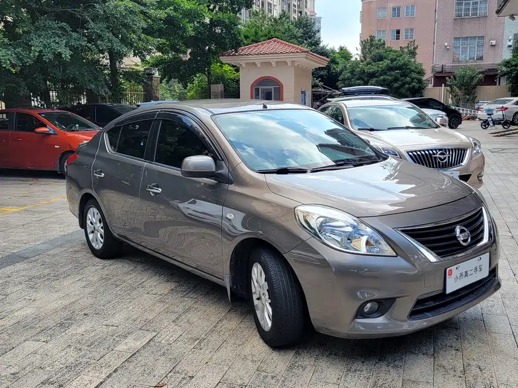 Nissan Sunny 2013 — фото 3