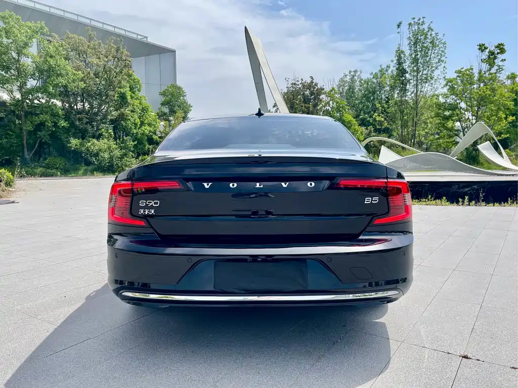 Volvo S90 2022 — фото 18