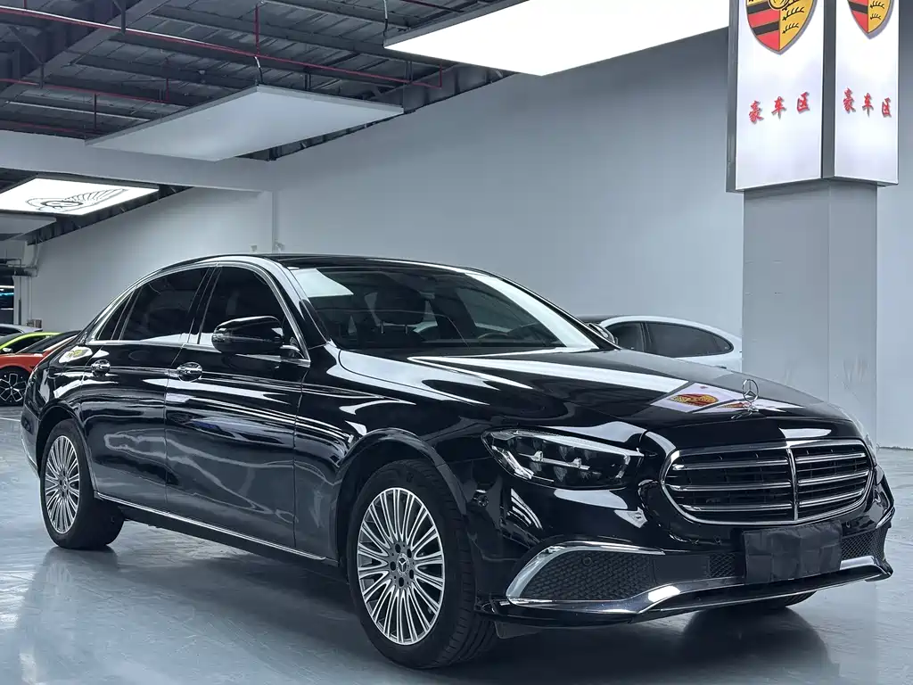 Mercedes-Benz E-Class 2023