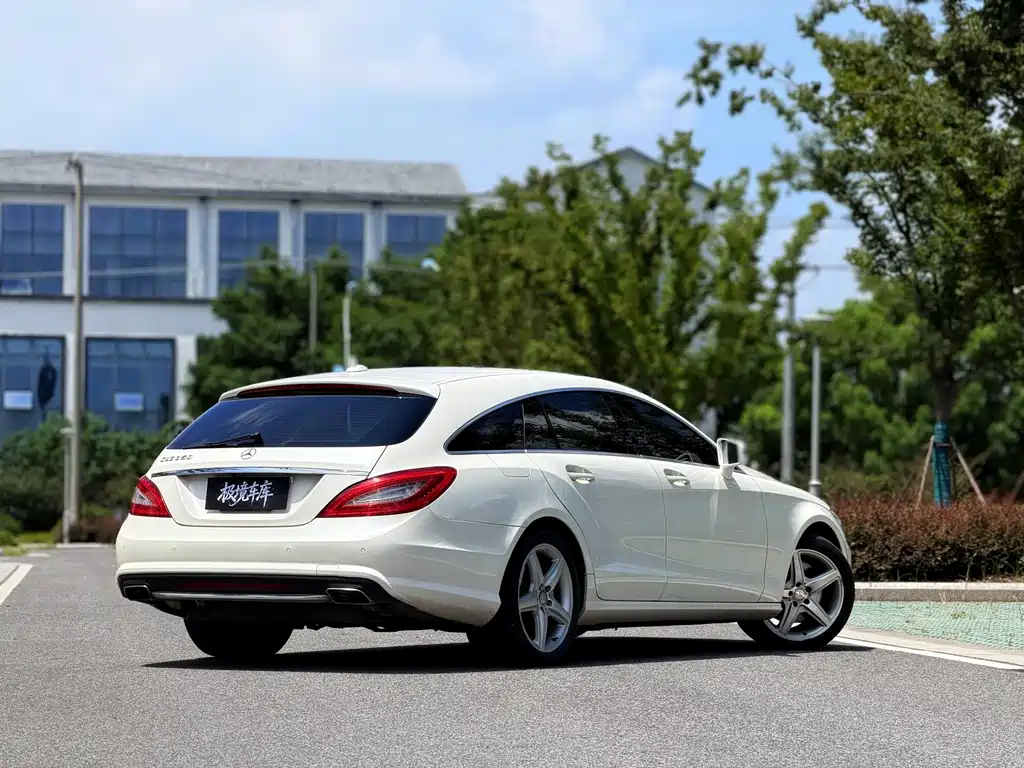 Mercedes-Benz CLS 2014 — фото 4