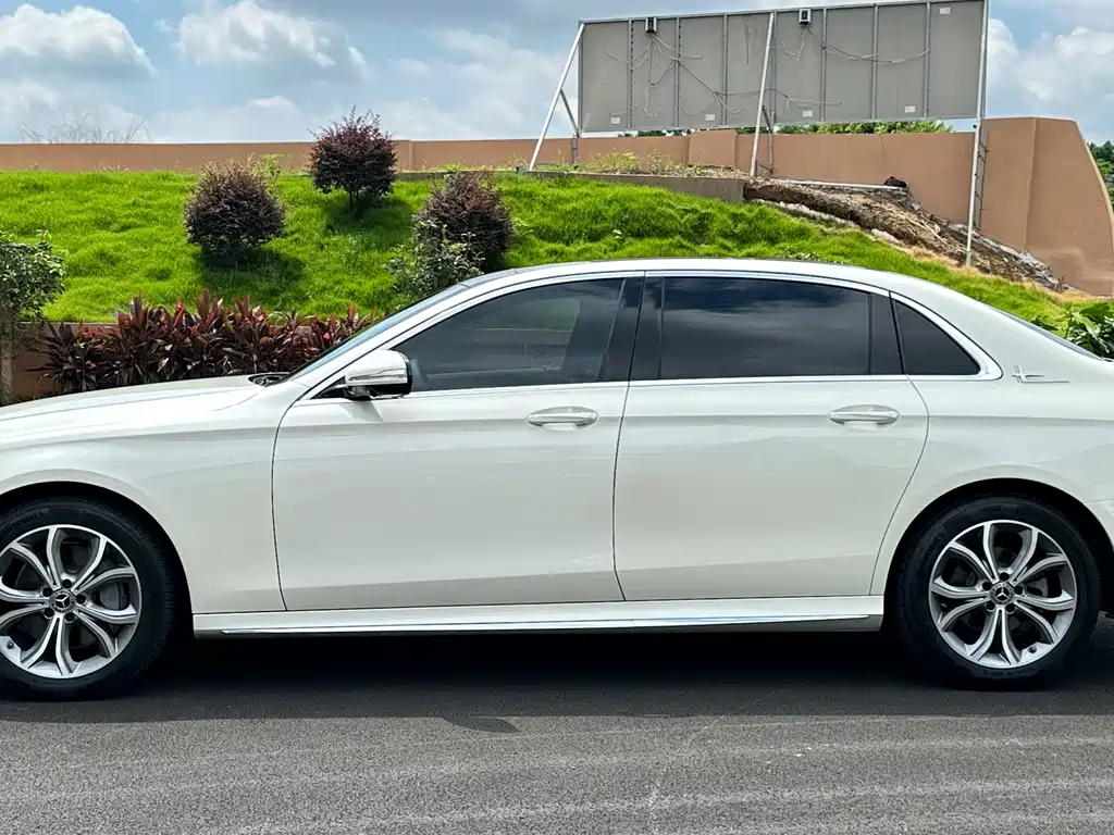 Mercedes-Benz E-Class 2020