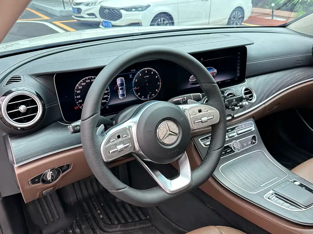 Mercedes-Benz E-Class 2020 — фото 8