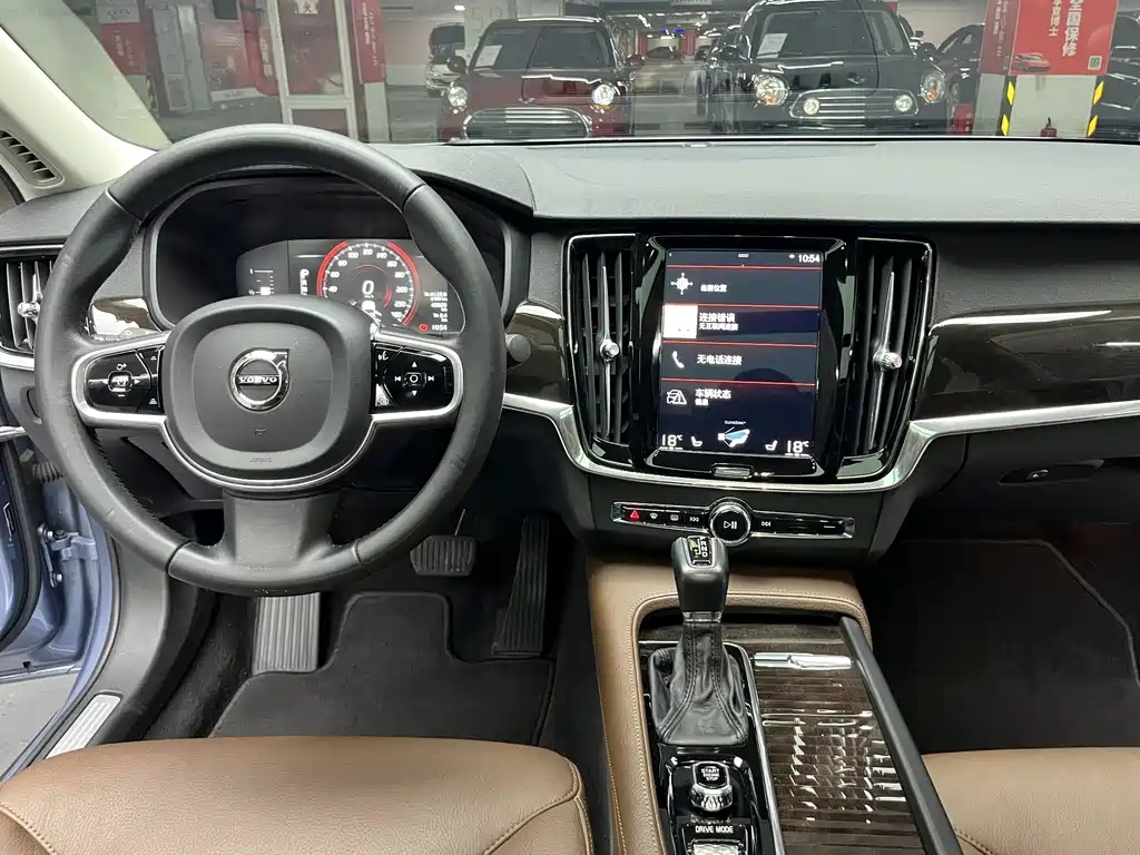 Volvo S90 2018 — фото 27