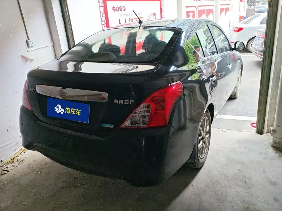 Nissan Sunny 2015 — фото 3