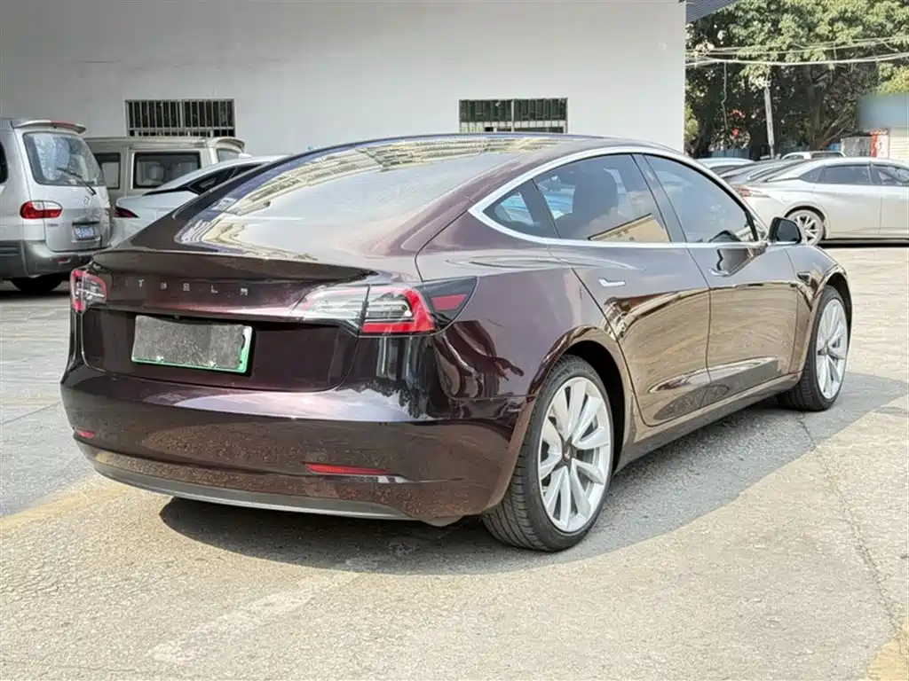 Tesla Model 3 2020 — фото 16