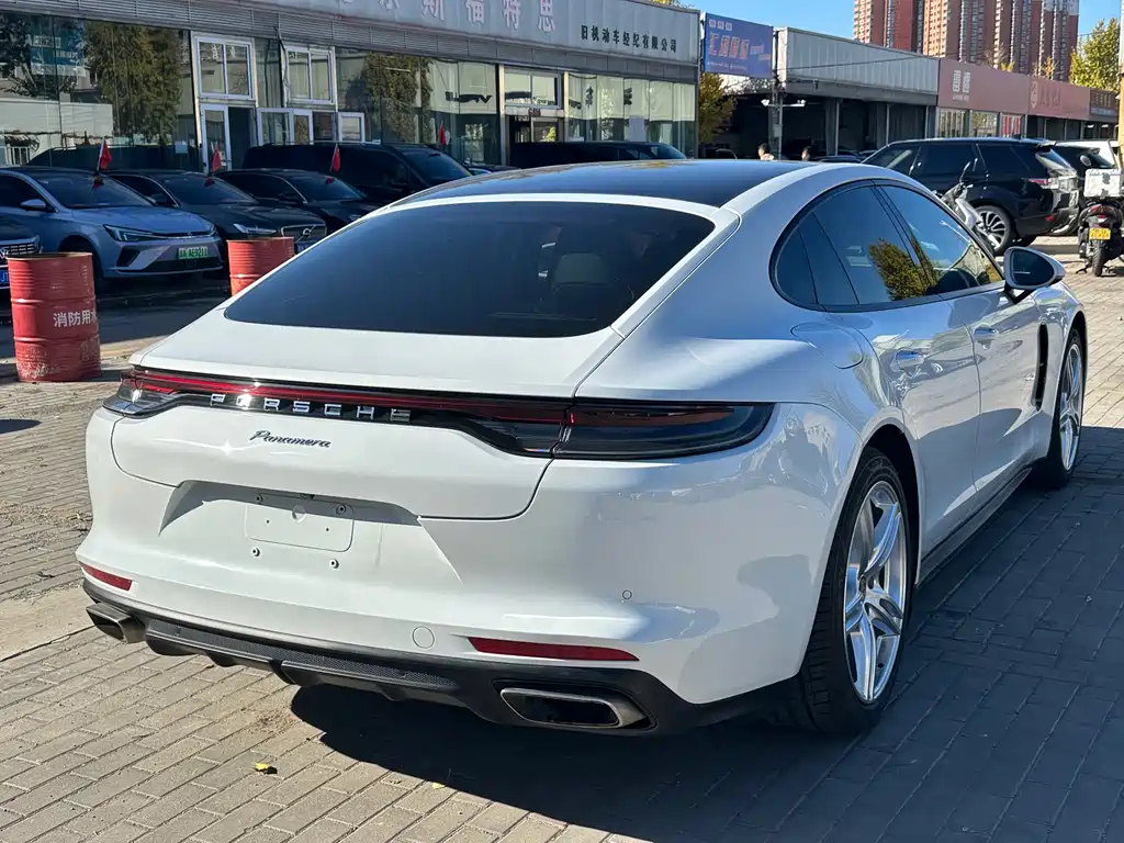 Porsche Panamera 2023 — фото 15
