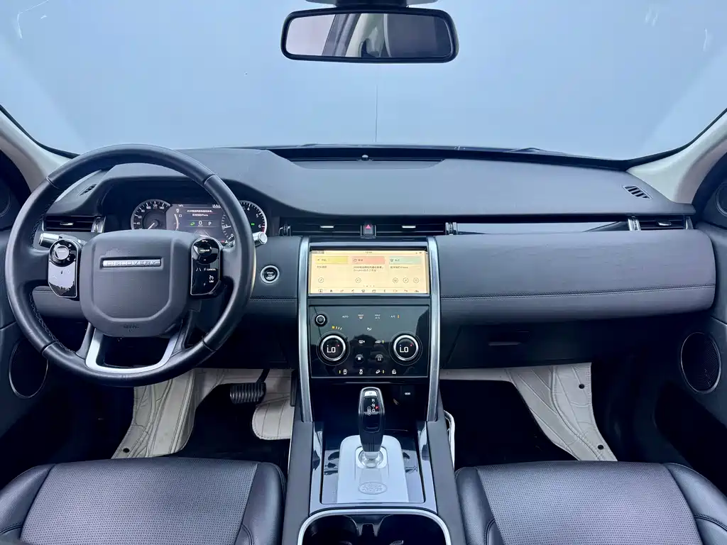 Land Rover Discovery Sport 2020 — фото 11