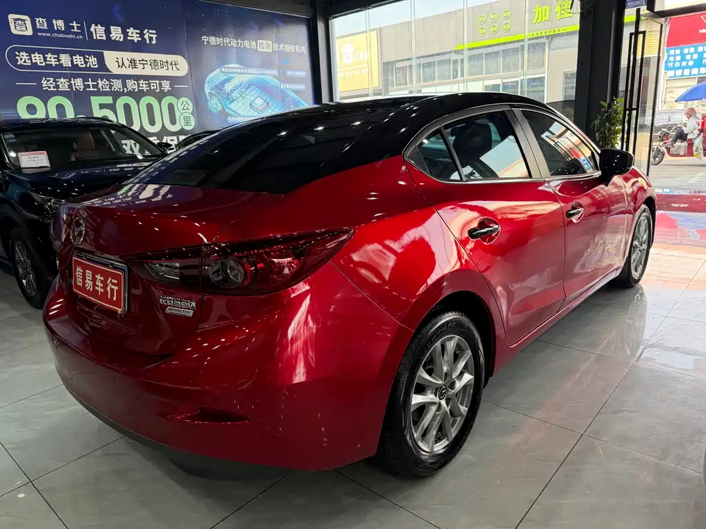 Mazda 3 Axela 2019 — фото 9