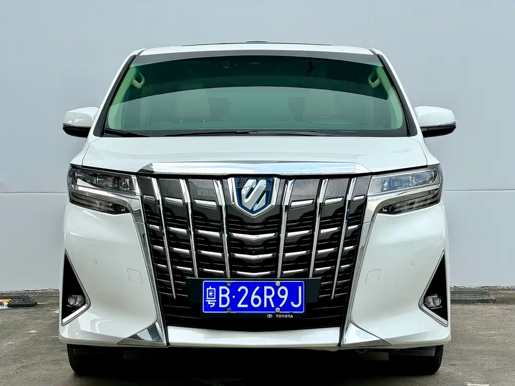 Toyota Alphard 2020 — фото 2