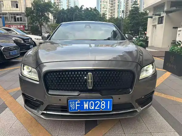 Lincoln Continental 2018