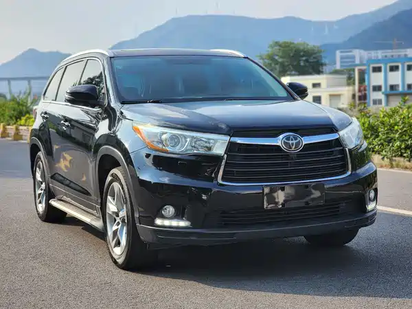Toyota Highlander 2017