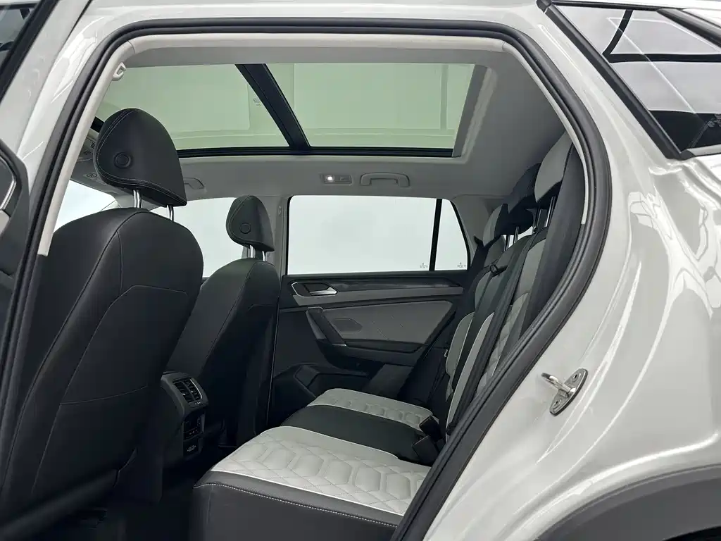 Volkswagen Tayron 2023