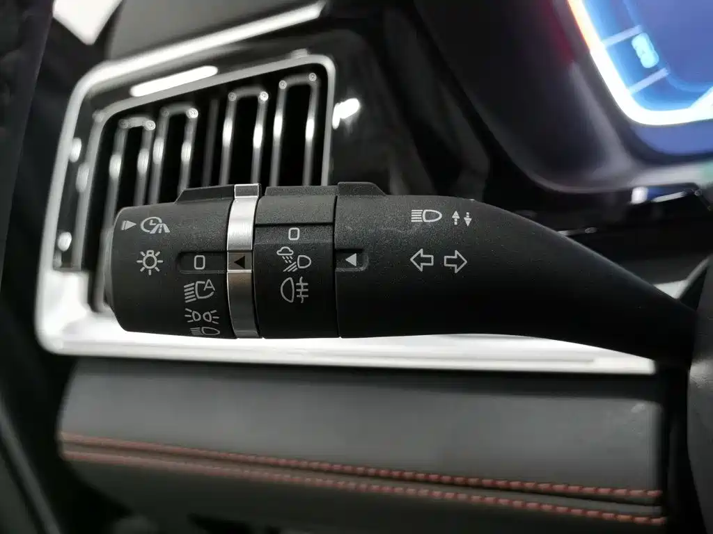 BYD Song PLUS New Energy 2023 — фото 21