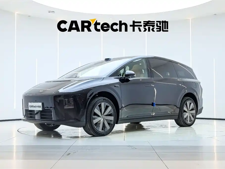 Li Auto i8 2025 — фото 39