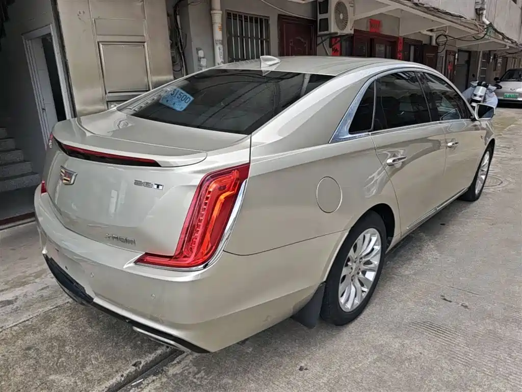 Cadillac XTS 2019 — фото 7