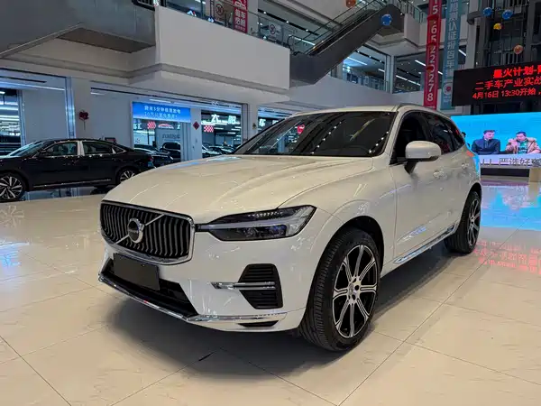 Volvo XC60 2024