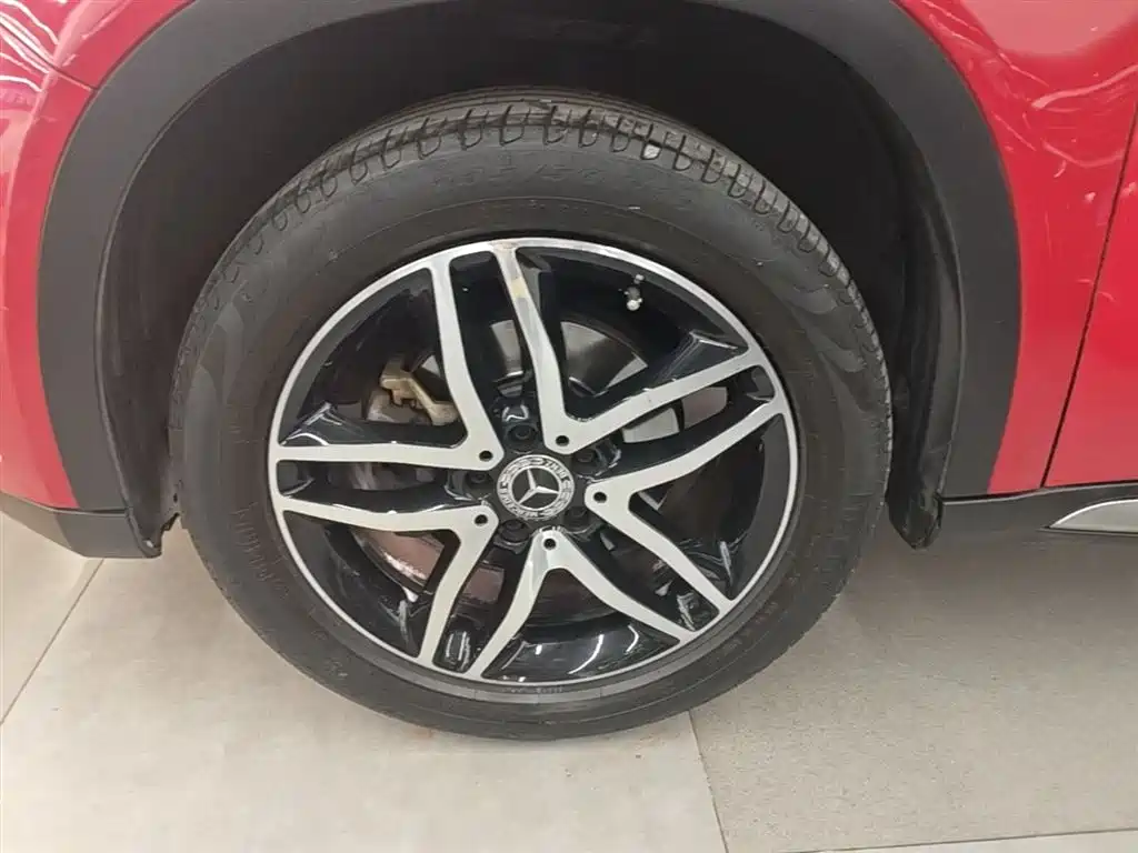 Mercedes-Benz GLA 2017 — фото 23