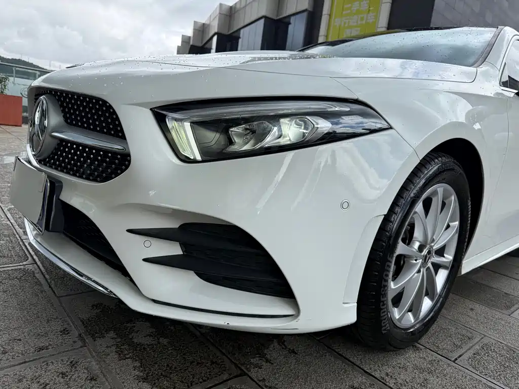 Mercedes-Benz A-Class 2022 — фото 13