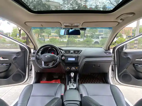 Kia K2 2014