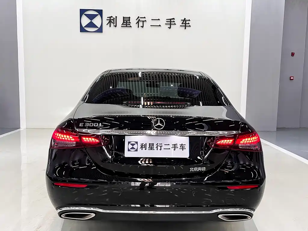 Mercedes-Benz E-Class 2023
